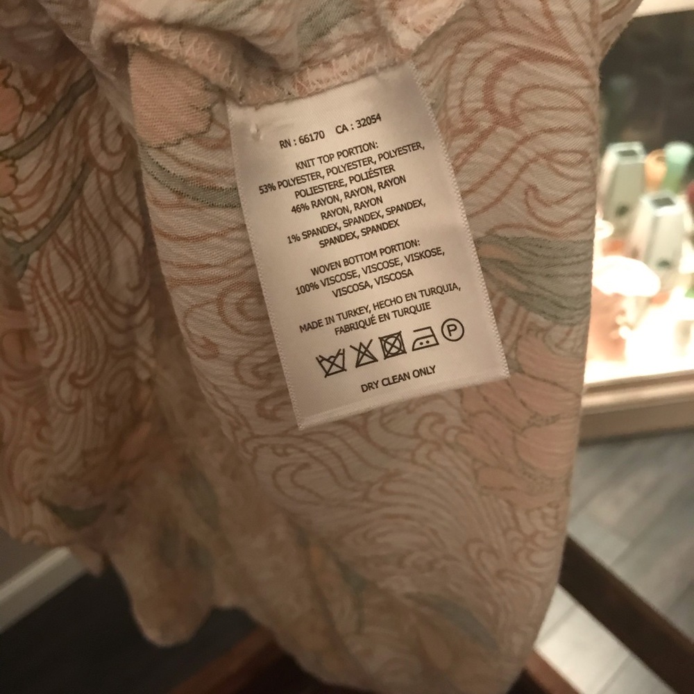 Sold!! Anthropologie Akemi Kin Veria Peplum tunic - Picture 10 of 10
